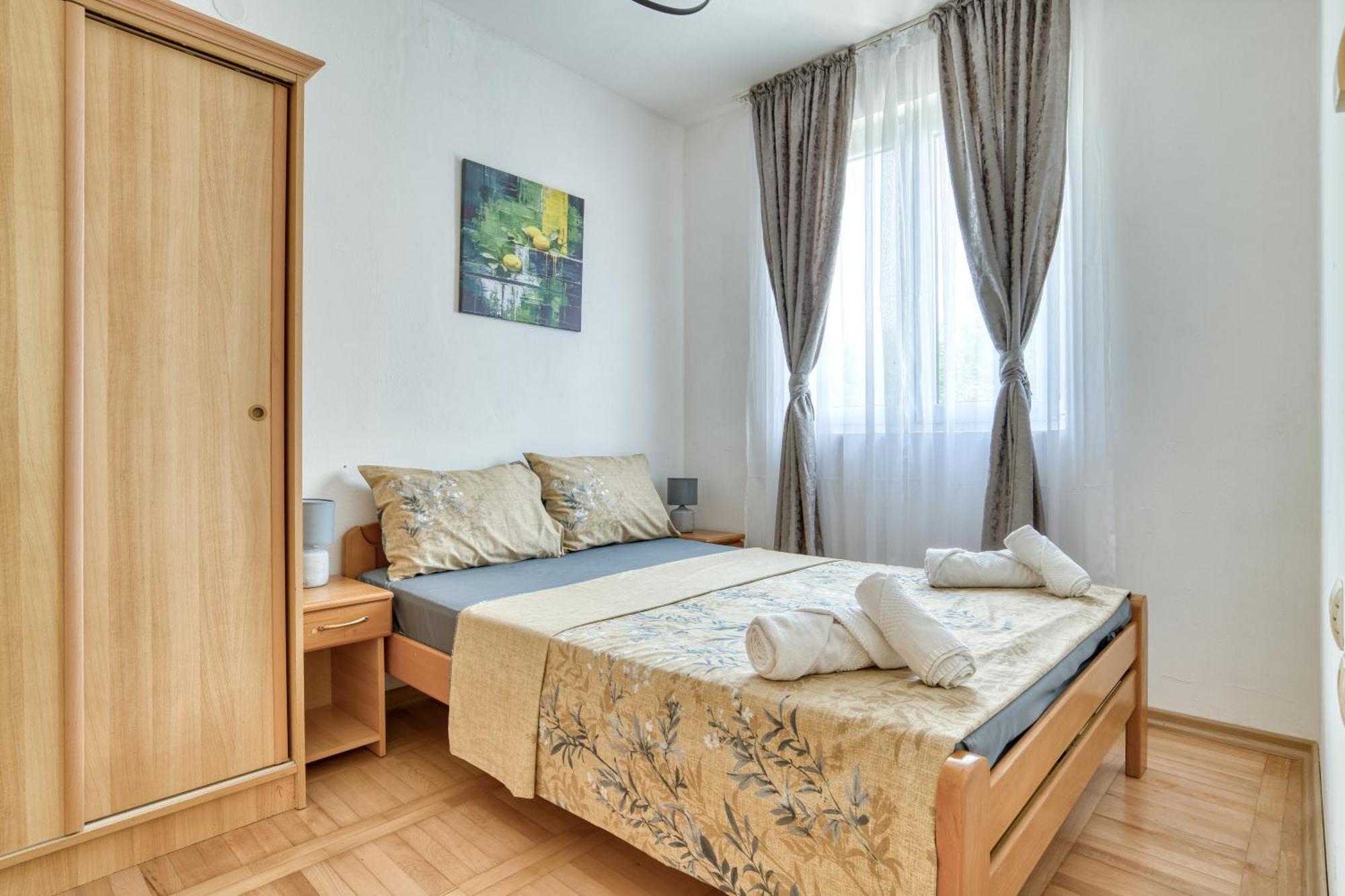 Elena Apartment