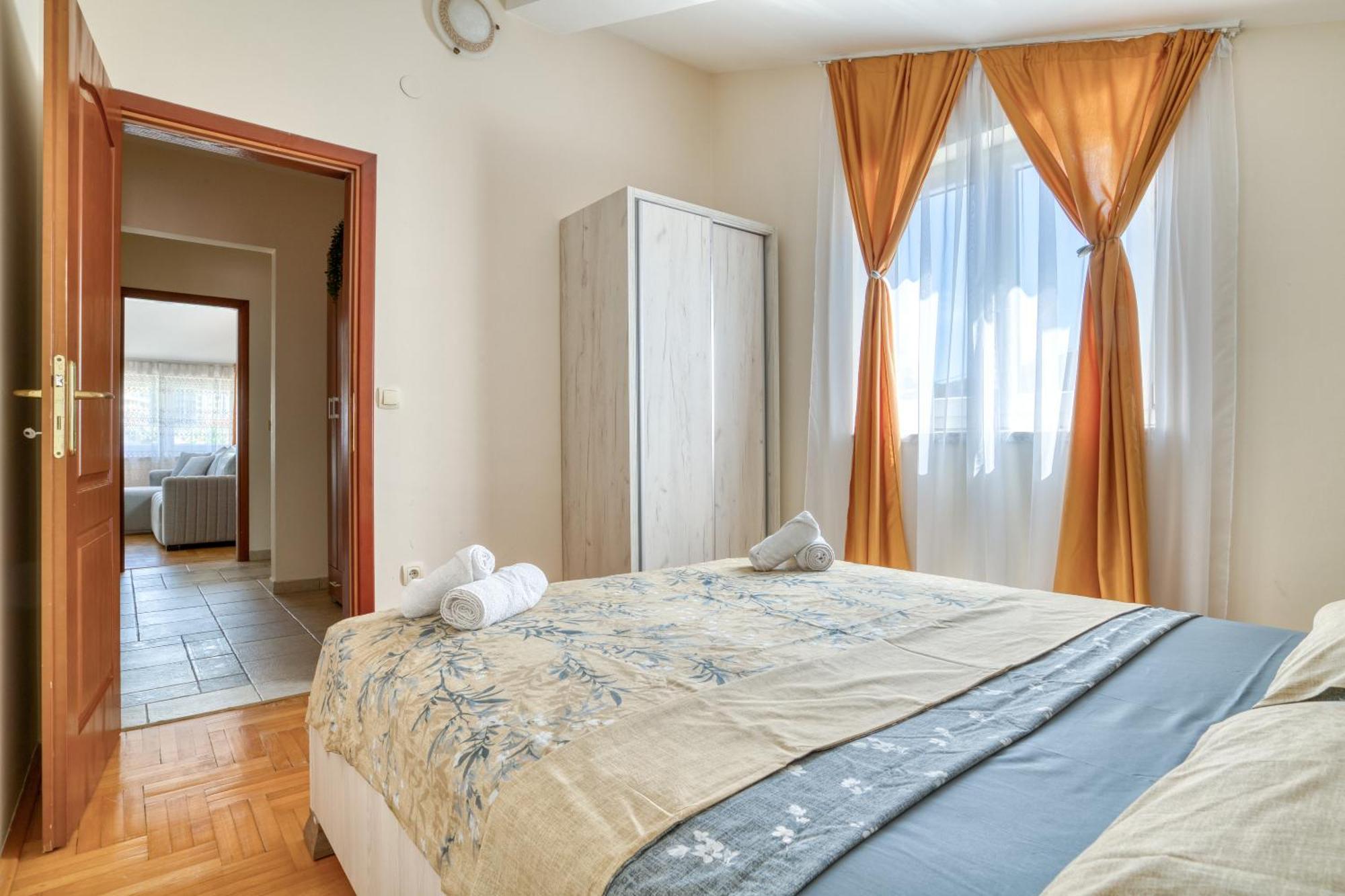 Apartment Elena