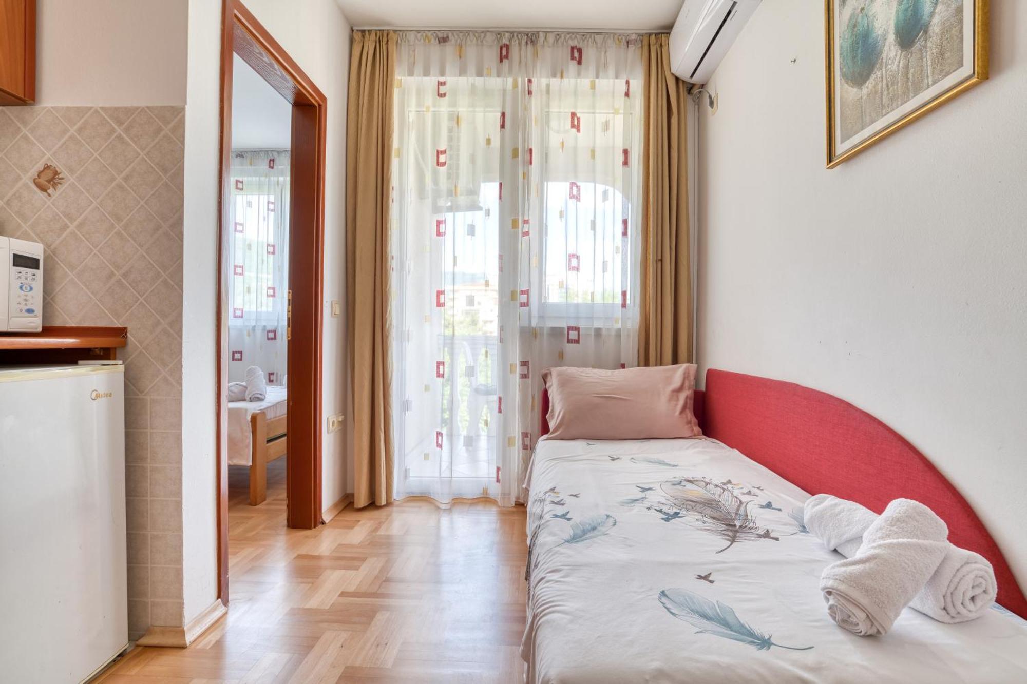 Apartment Elena *