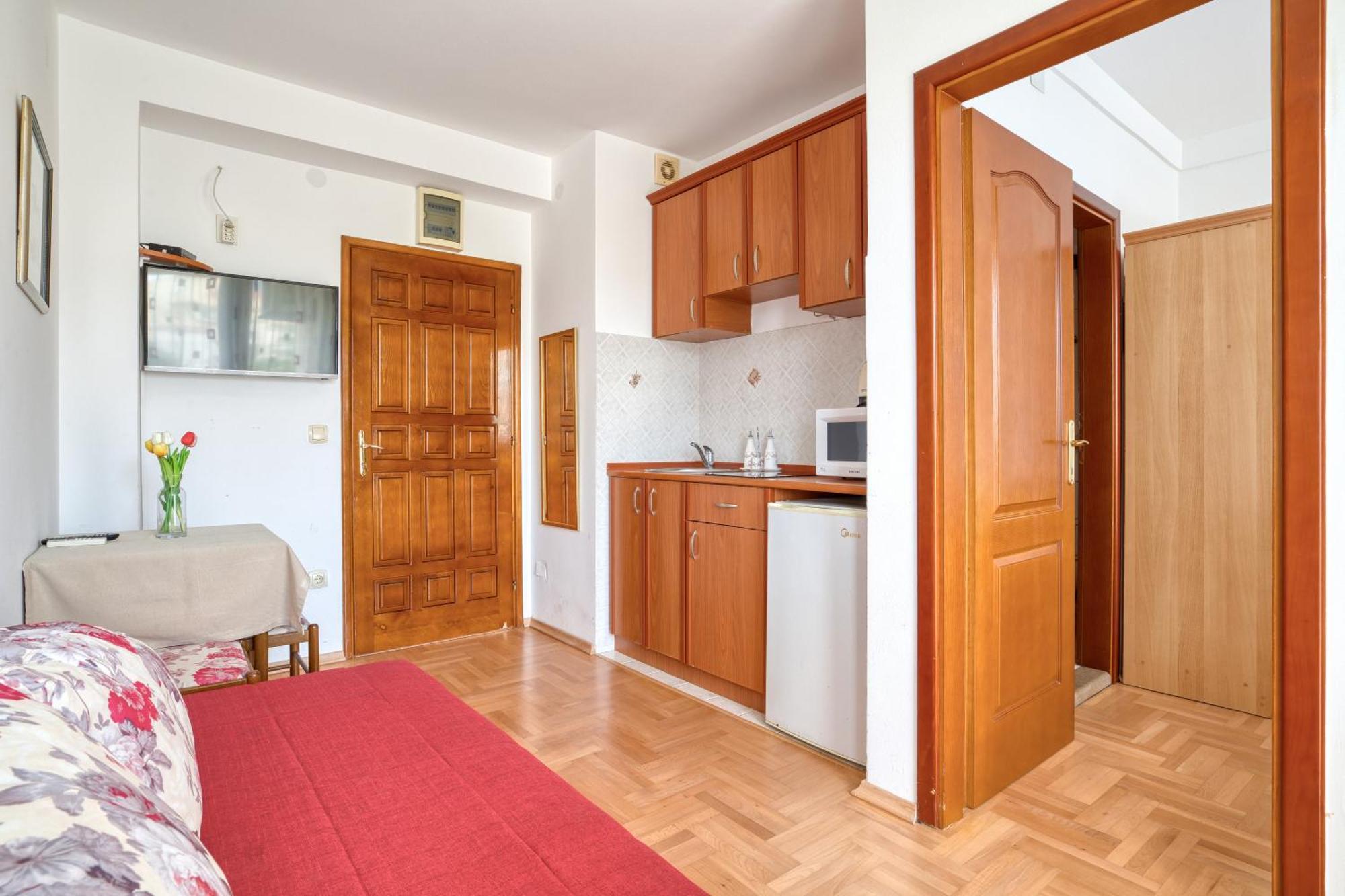 Apartment Elena *