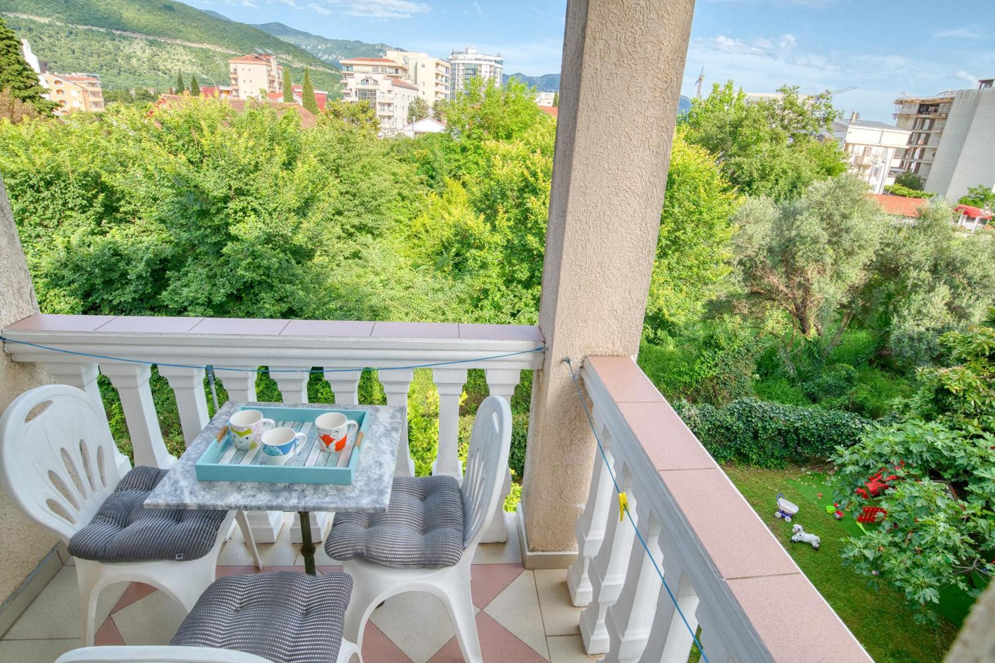 Elena Apartment