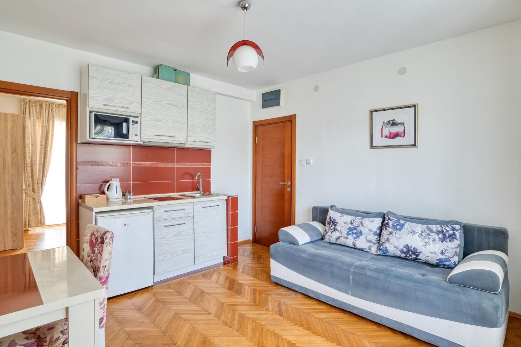 Apartment Elena